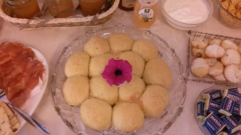Bed&Breakfast Giardini di Corte Pulciano 3*,