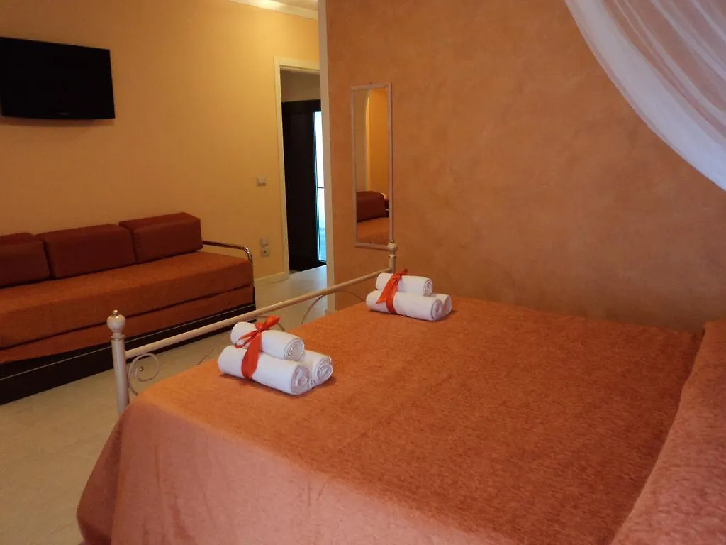 Bed&Breakfast Giardini di Corte Pulciano Bed & Breakfast