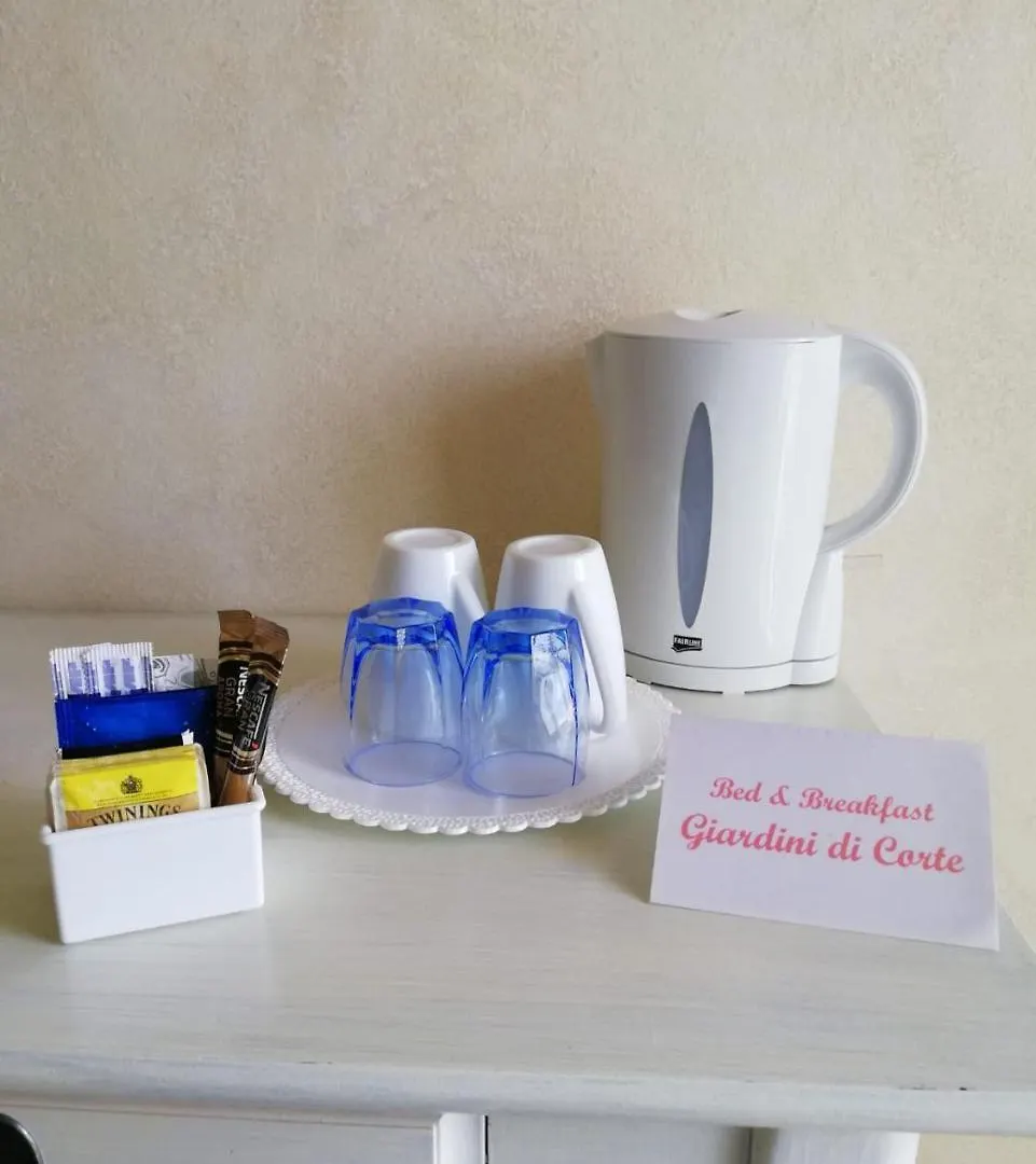 Bed&Breakfast Giardini di Corte Pulciano 3*,