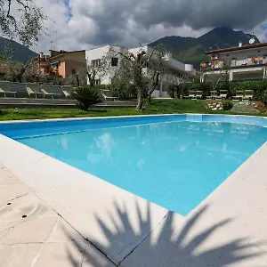  Aparthotel Borgo Degli Ulivi Di Olympic Garda