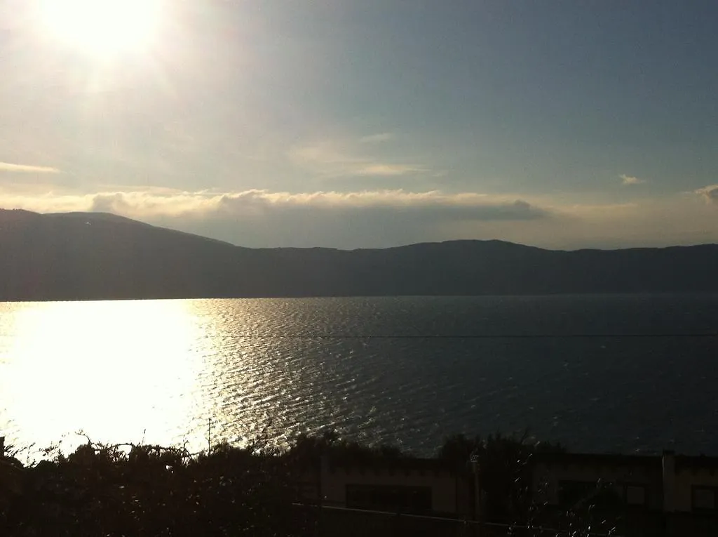 Bed & Breakfast Giardini Di Corte Toscolano Maderno 3*,